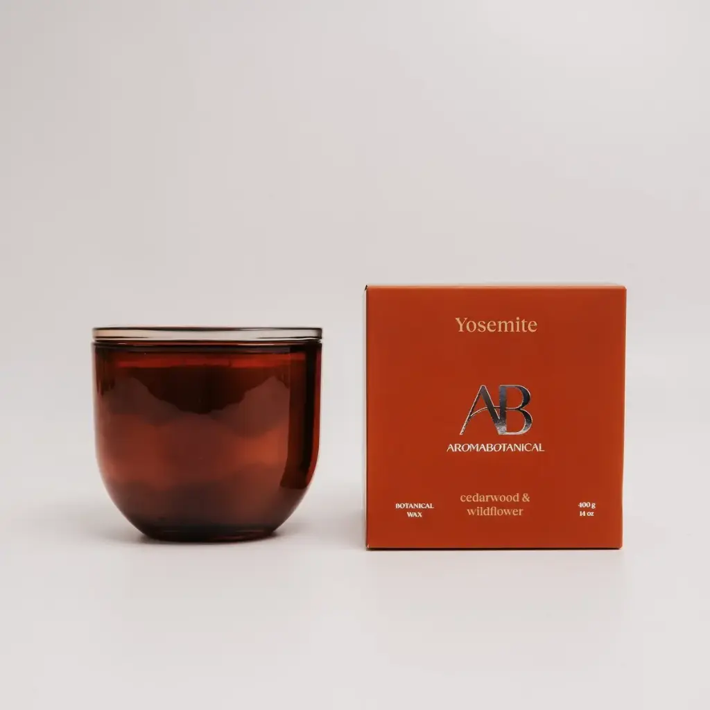 AB CORE CANDLE 400g YOSEMITE - CEDARWOOD & WILDFLOWER