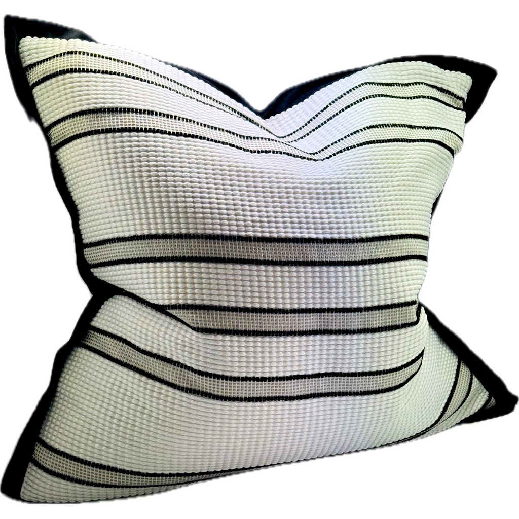 SNUGG & CO. CUSHION COVER - JACQUARD CUSHION COVER - BLACK WHITE JACQUARD