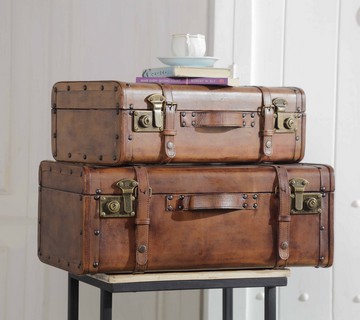 LEATHER BOX