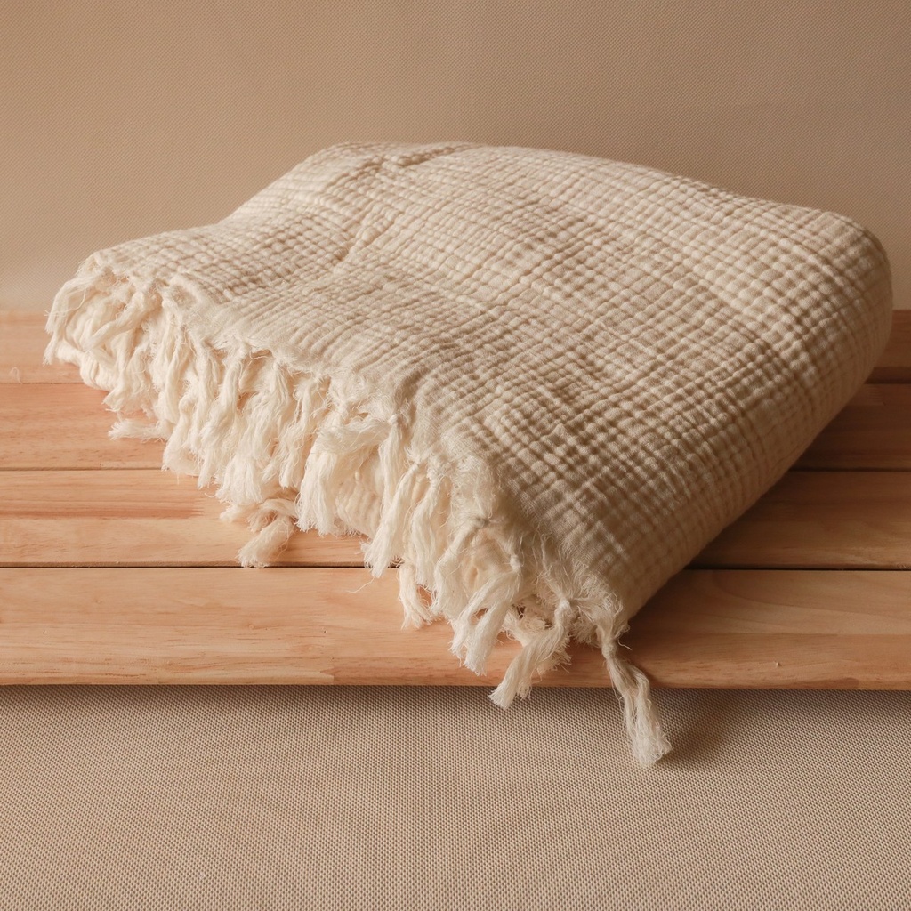 AKIIKO - FYRA THROW WITH FRINGES