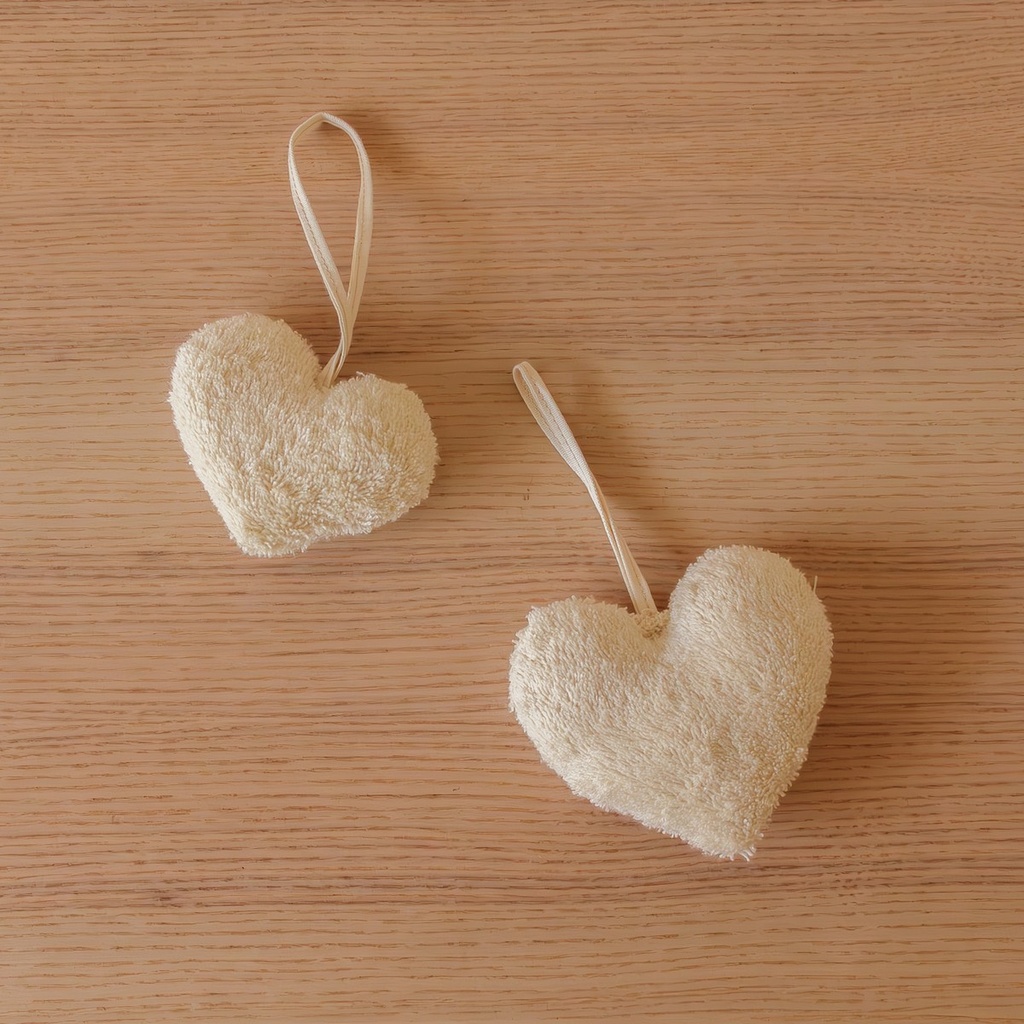 AKIIKO - TERRY PUFFY HEART CHARM - SMALL