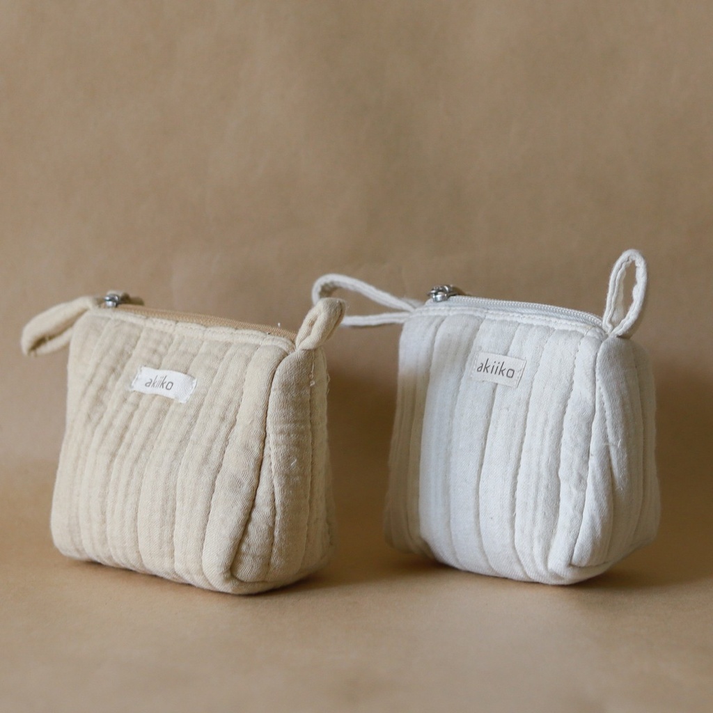 AKIIKO - FYRA TRIANGLE POUCH - BUTTER - SMALL