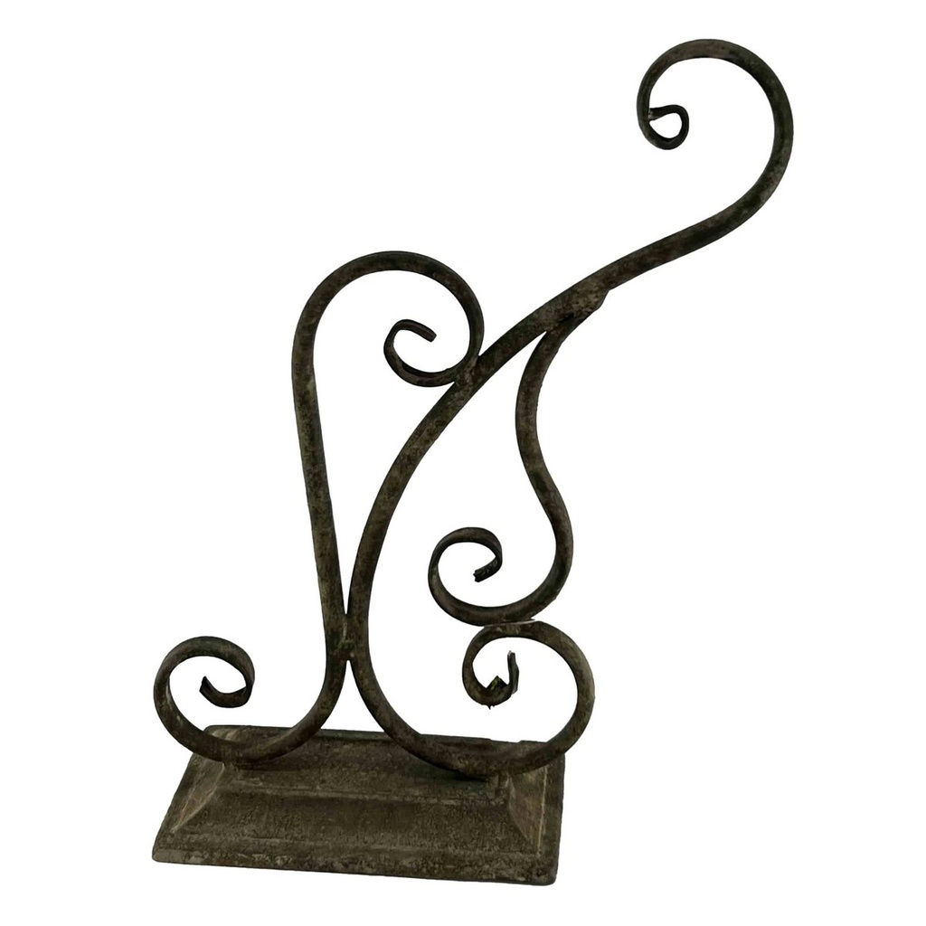 ANTIQUE METAL WALL HANGER