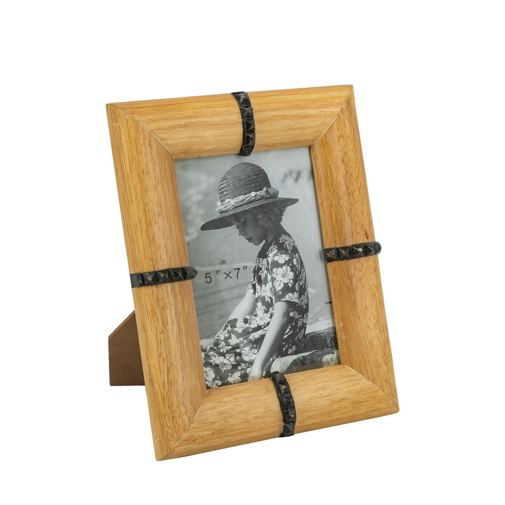 WOODEN 5x7 PHOTO FRAME