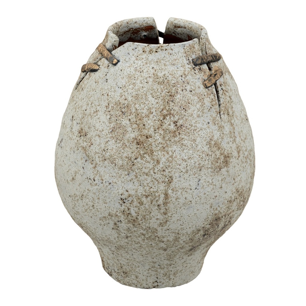 HAND-PULLED VASE