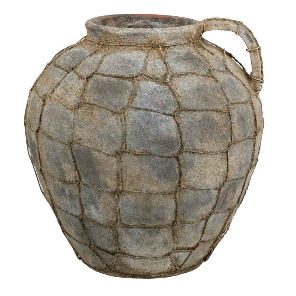 HAND PULLED VASE