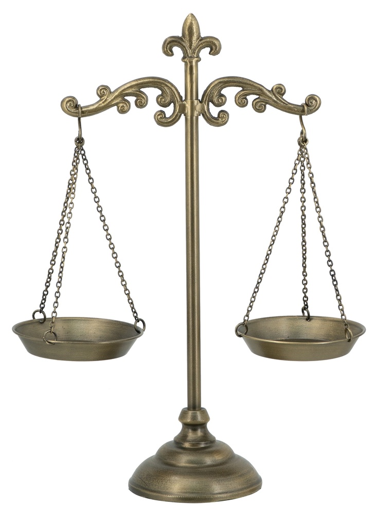 BALANCE SCALE DECOR