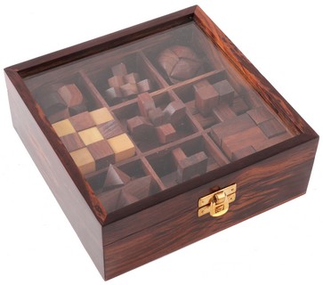 WOODEN GAMES SET - 9 GAMES