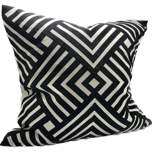 [IH6023] CUSHION COVER - HAND EMBROIDERED - BLACK / WHITE
