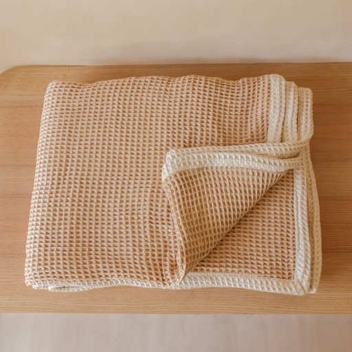 [KK1005] AKIIKO - LATTE PIQUE WAFFLE THROW WITH NATURAL BORDER